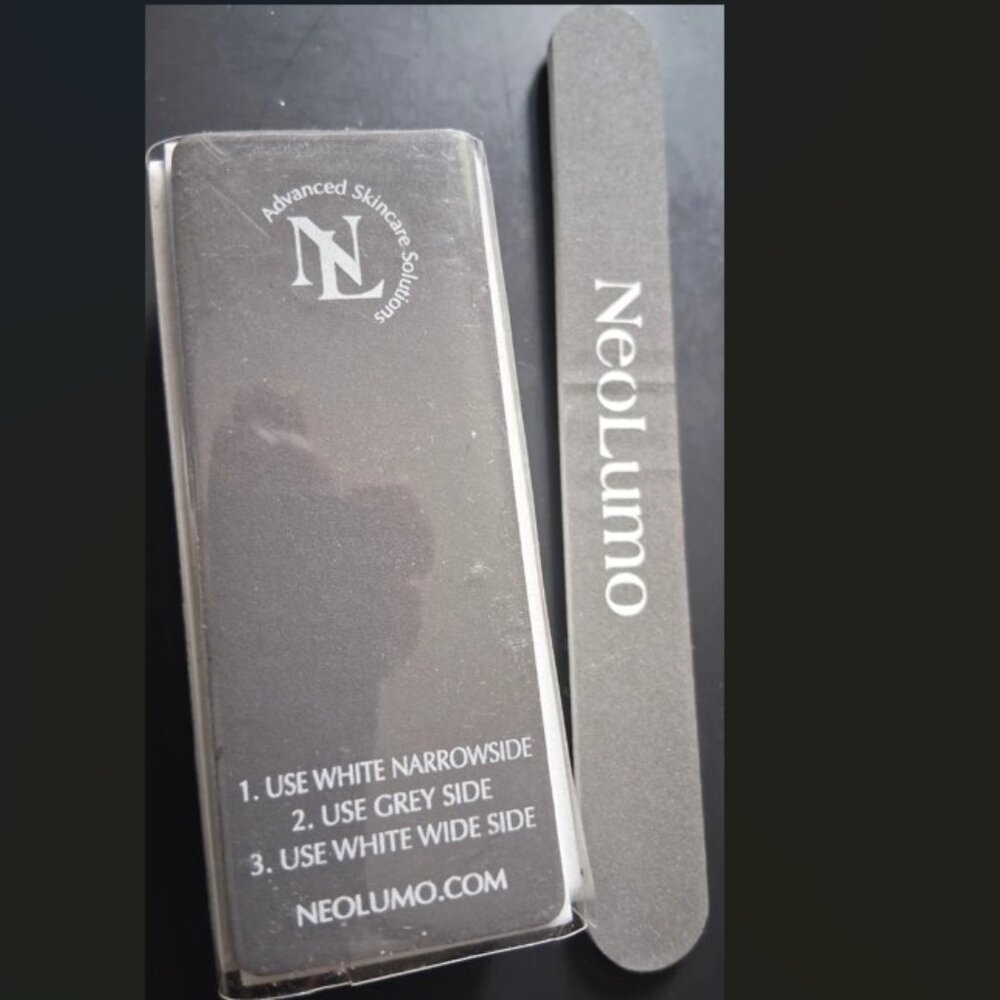 NEOLUMO BUFFING BLOCK AND NAIL FILE - BRAND NEW - SEALED